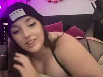 PixieDiamond from stripchat