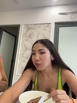 Stripchat Adult Webcam of lean_lie8