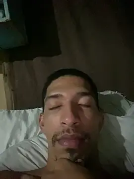 Stripchat Live Sex Cam of rocchw