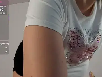 Stripchat Sex Cam of Maya_Collins_