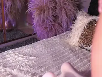 IzzyWild from stripchat