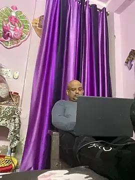 Stripchat Free Live Porn of Dick_6inches_Delhi