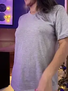 Stripchat Adult Video Chat of mahia_queen