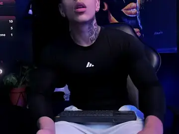 Stripchat Adult Video Chat of SalvatoreDmore