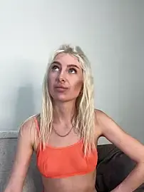 Mia_Roxie from stripchat