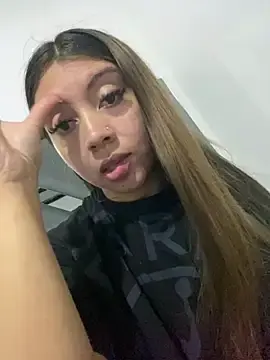 Stripchat Live Sex of Sara-cooper2