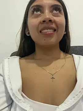 Stripchat Adult Webcam of Sara-cooper2