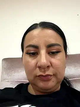 Stripchat Live Sex Cam of Abril_Luv