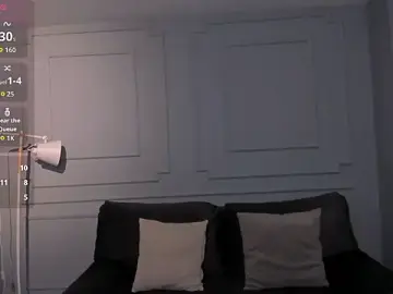 Stripchat Nude Webcam of MaiaCollins