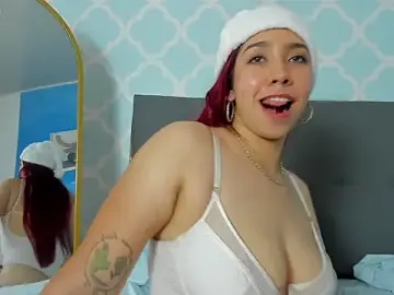 Stripchat Free Porn Cam of lia_violetta