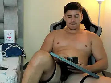 Stripchat Private Sex Chat of victor_vixen