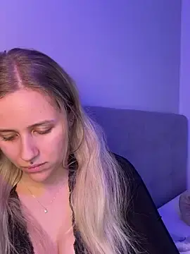 Stripchat Nude Webcam of lunawolf21