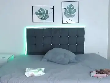 Stripchat Adult Webcams of selena_yourmilf