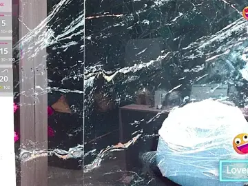 Stripchat Nude Webcam of Ema_hot_01