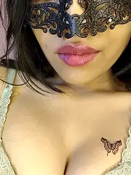 Stripchat Adult Video Chat of KARISHMA-STRIP