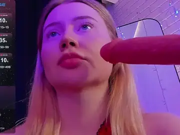 Stripchat Sex Chat of Lillie_Berry