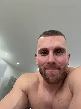 Stripchat Live Sex Cam of trainwithme