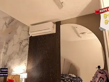 Stripchat Live Sex Cam of Katemoss70