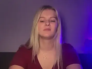 Stripchat Adult Webcam of Allylove03