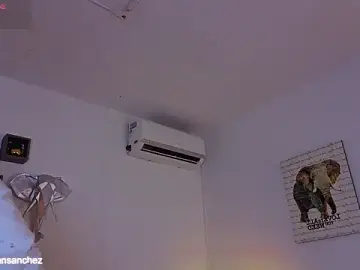 Stripchat Watch Live Sex Cams of JordanSmiith_