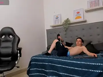 Stripchat Adult Webcam of sebastamayo_