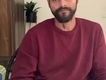 Stripchat Live Sex Cam of MakeMeAwareAah