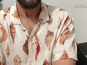 Stripchat Sex Cam of MakeMeAwareAah