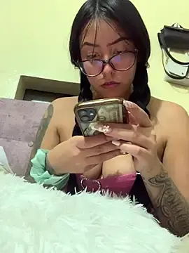 Stripchat Adult Webcam of Candy_LS