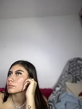 Stripchat Adult Webcam of Miaa_love6969