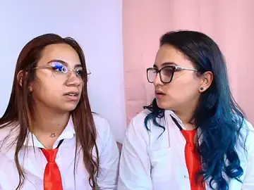 Stripchat Nude Webcam of Jules_n_Gia