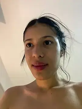 Stripchat Free Porn Cam of Valentinabaker