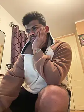 Stripchat Live Sex Cam of YOURCRAZYDADDY