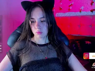 Stripchat Sex Cam of amelia_ferrerx