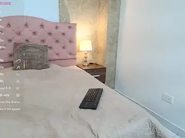 zoe_bermudez from stripchat