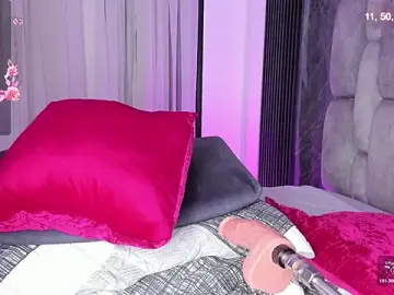 Stripchat Watch Live Sex Cams of emily_fox1