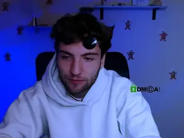 Stripchat Live Porn of joseph_bear_