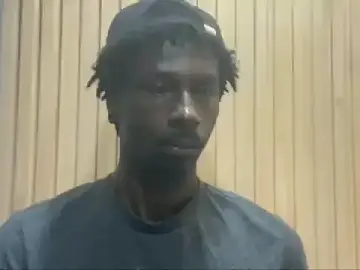 Stripchat Live Sex Cam of JuicyBlackD83