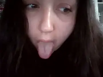 Stripchat Free Porn Cam of Lynylou