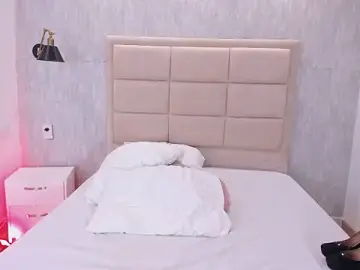 Stripchat Live Sex Cam of ViolettaRousee_