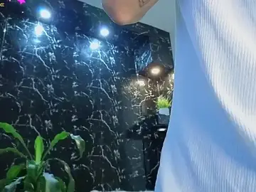 Stripchat Free Porn Cam of Mike_joness