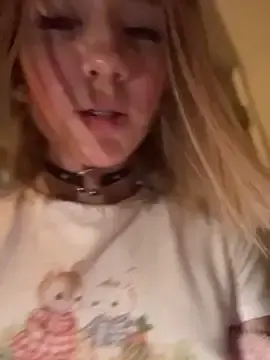 Stripchat Free Live Porn of SweetBunnyGF