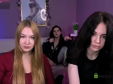 Stripchat Live Sex Cam of playful_sophie