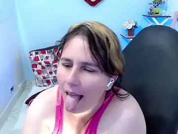 Stripchat Nude Webcam of victoria_jones