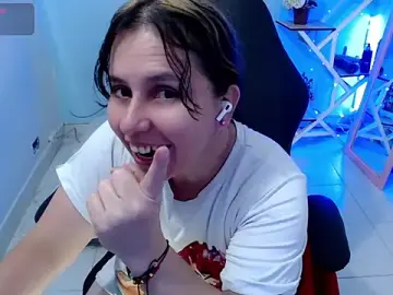 Stripchat Live Sex Cam of victoria_jones