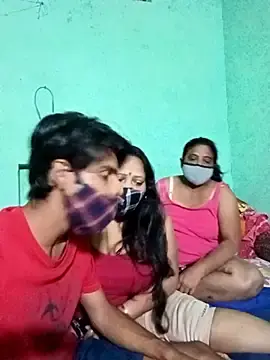 Stripchat Free Live Porn of LoveOnStream