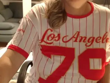 Stripchat Free Live Porn of KimMitchelli