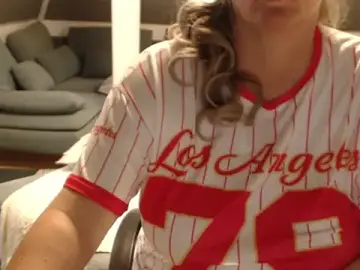 KimMitchelli from stripchat