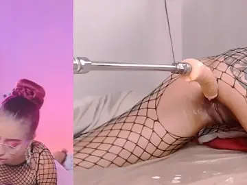 Stripchat Live Sex Cam of Gabriela_Reyes