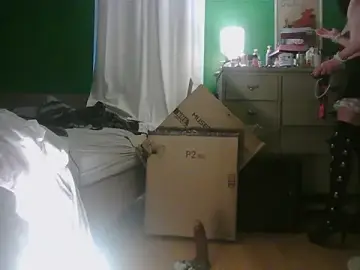 Stripchat Free Porn Cam of SadCatDaddy