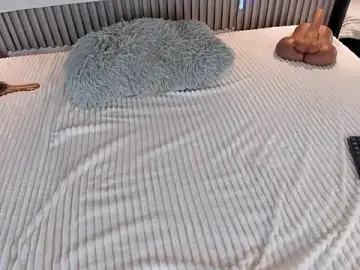 Stripchat Best live sex cam show of Emmazc_